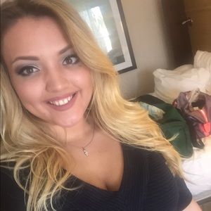 Meet your Posher, Anna